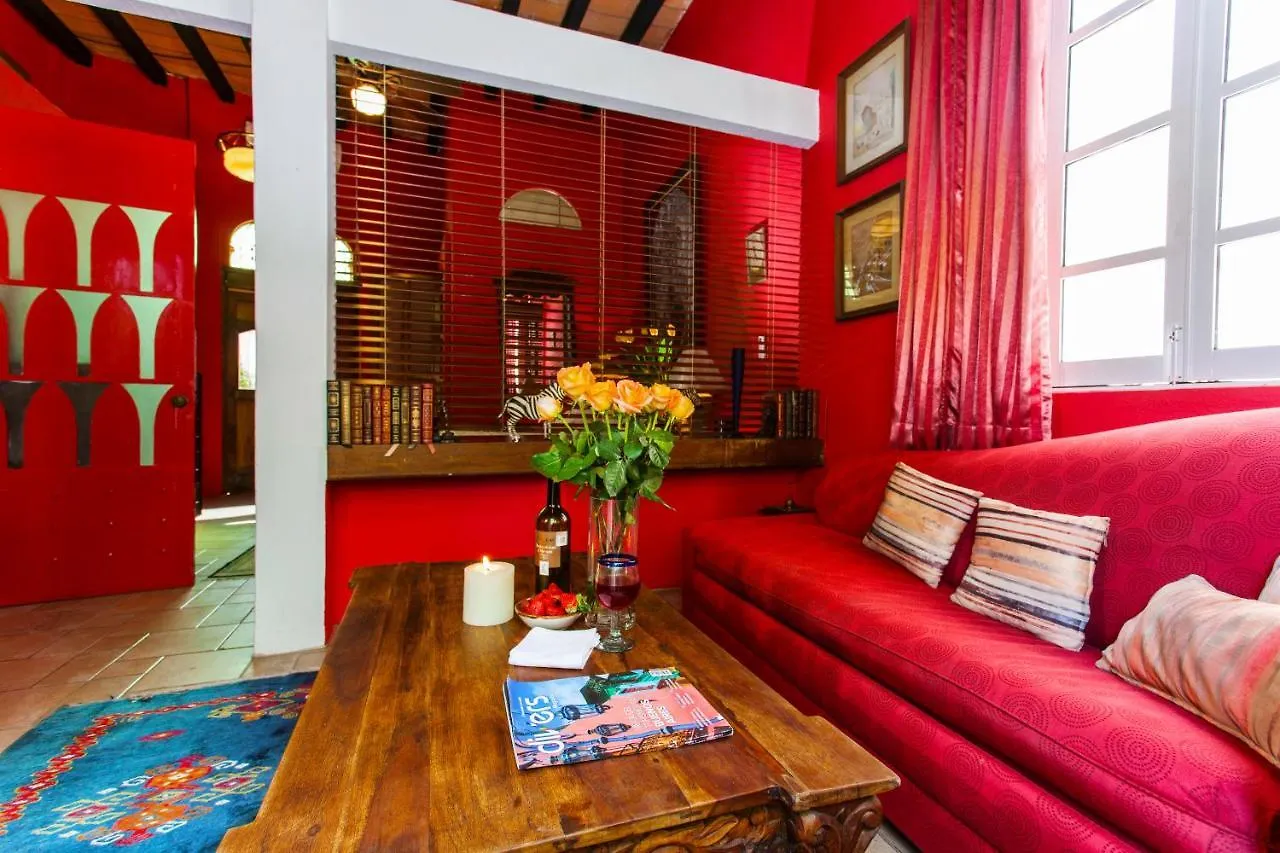 Bed & Breakfast Garlands Del Rio Riverside Boutique Hotel