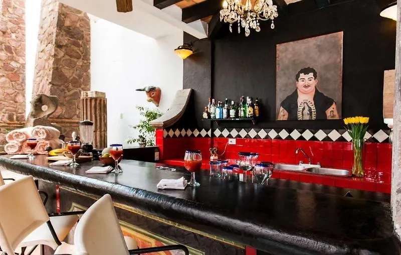 Garlands Del Rio Riverside Boutique Hotel Bed & Breakfast Puerto Vallarta