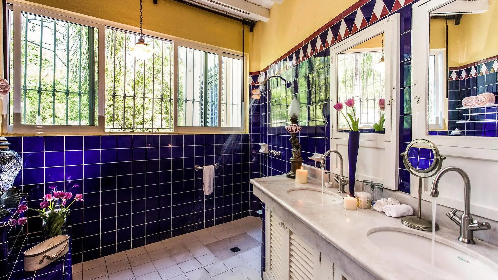 Garlands Del Rio Riverside Boutique Hotel Puerto Vallarta Bed and breakfast