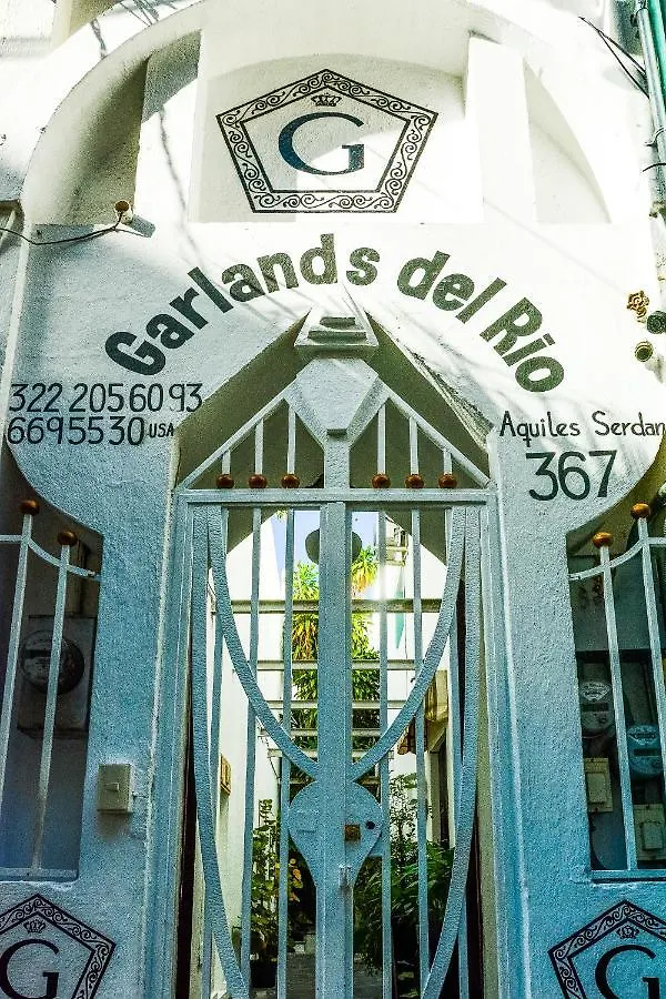 Bed & Breakfast Garlands Del Rio Riverside Boutique Hotel Puerto Vallarta