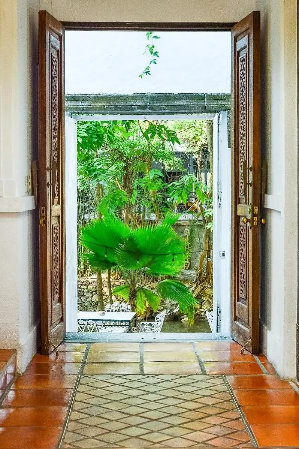 Bed & Breakfast Garlands Del Rio Riverside Boutique Hotel Puerto Vallarta