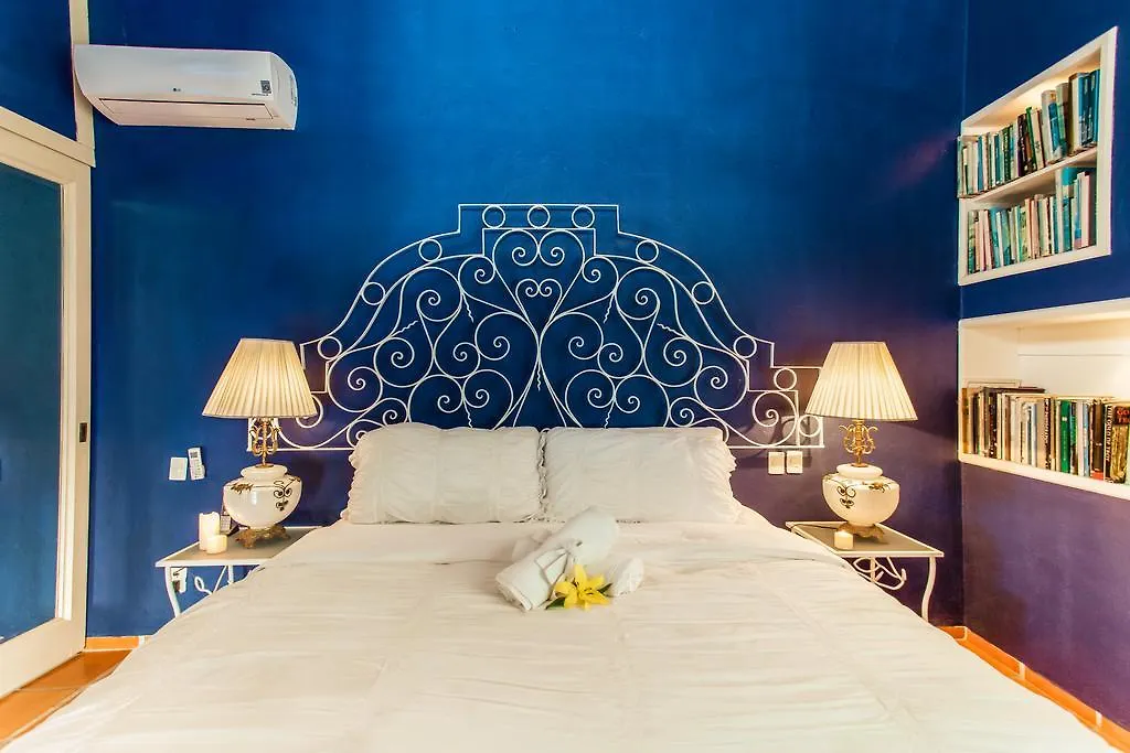 Bed & Breakfast Garlands Del Rio Riverside Boutique Hotel Puerto Vallarta